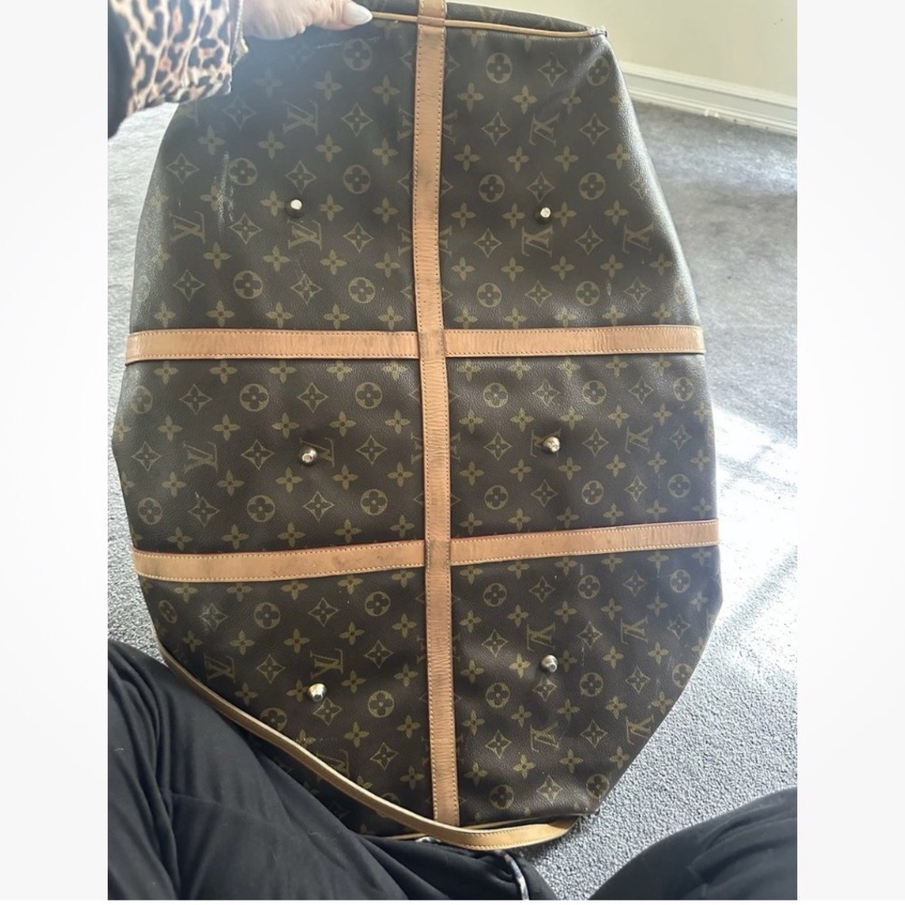 Louis Vuitton Monogram Duffel Bag in Brown and Tan - Picture 2 of 3